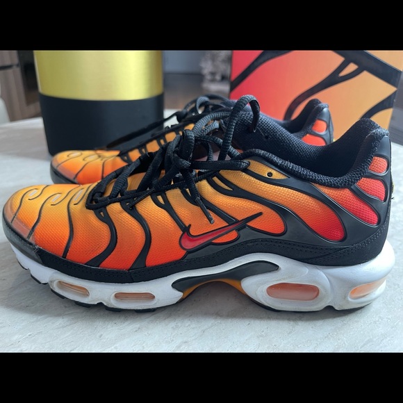 SOLDSOLDSOLD NIKE AIR MAX PLUS SUNSET TIGER SHOES - Picture 3 of 9